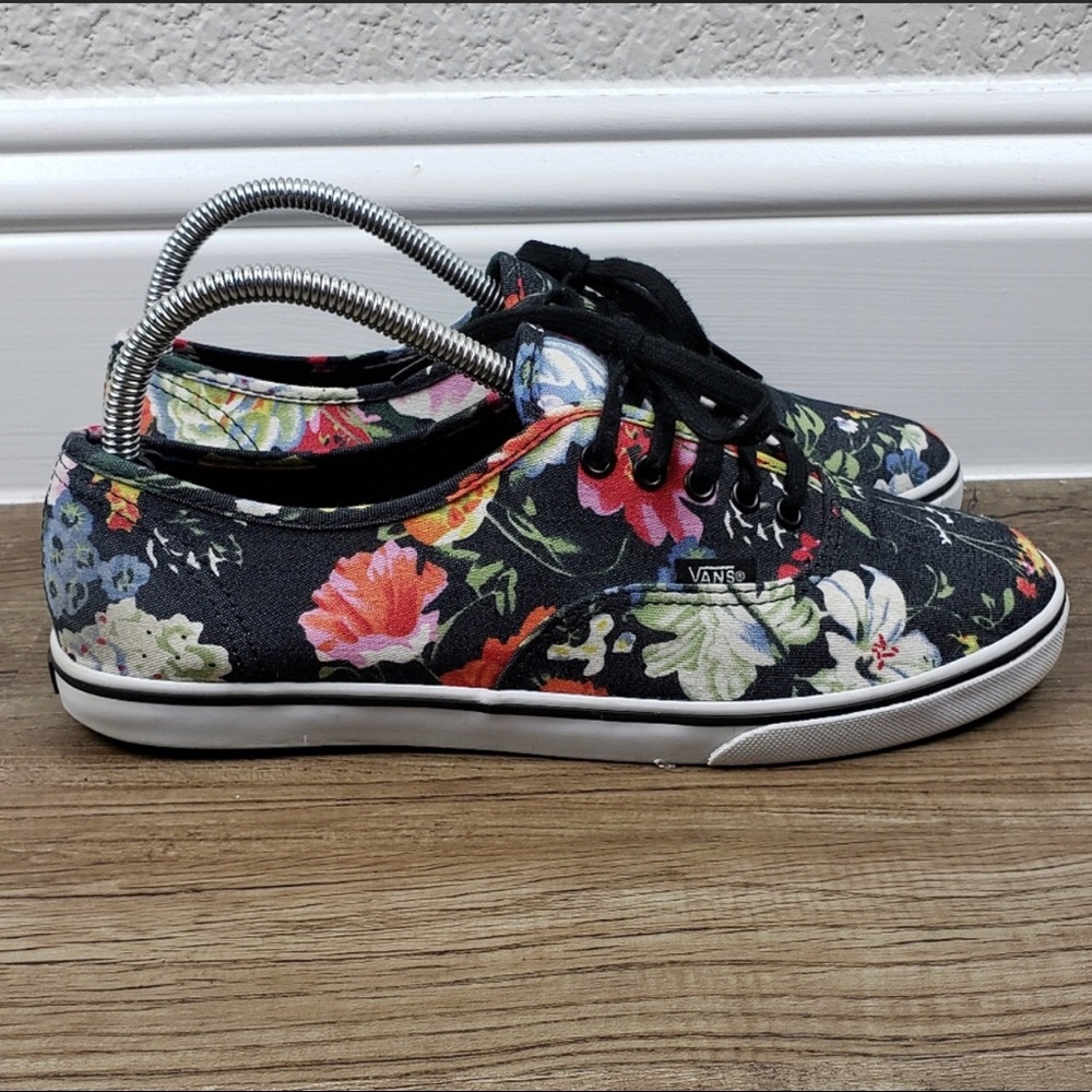 Vans floral print sneakers size 9